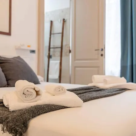 -quadrilatero- Moderno Loft In Centro X4 - Wi-fi Lägenhet *
